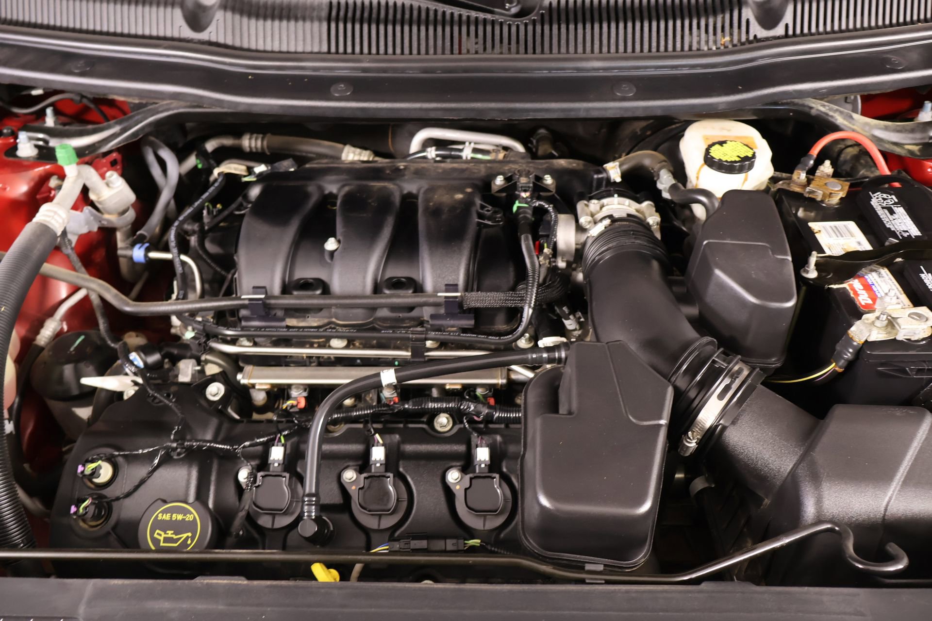 Used 2018 Ford Explorer XLT w/ Equipment Group 202A image 21