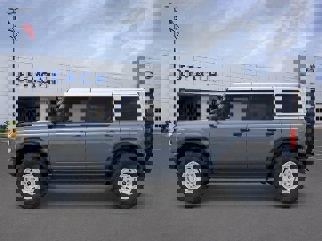 New 2025 Ford Bronco Heritage Edition image 3