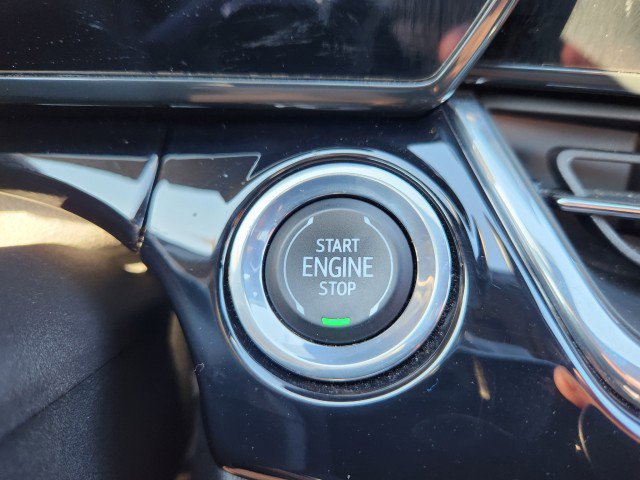 Used 2024 Chevrolet Trax RS w/ Sunroof Package image 47