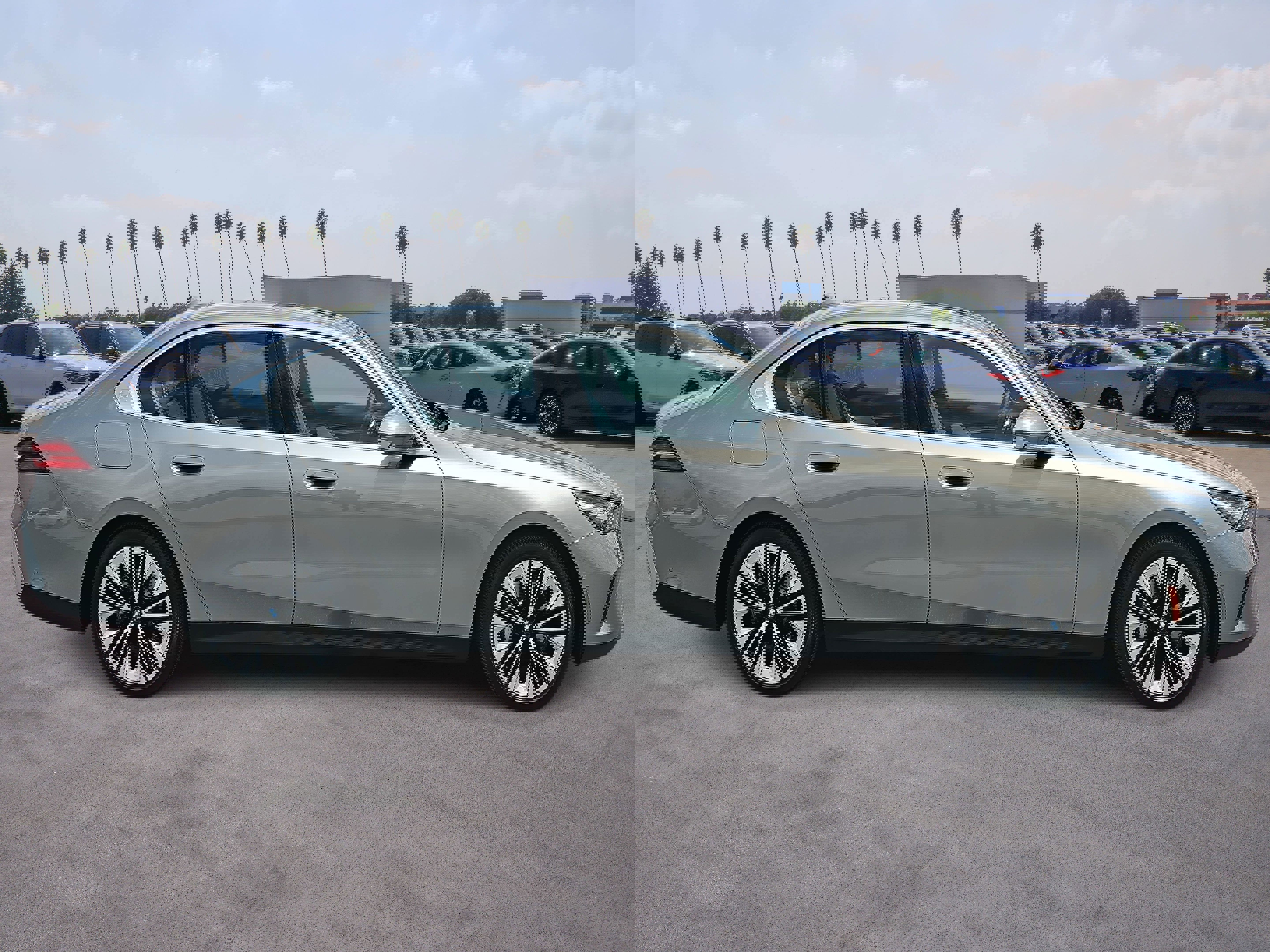 Used 2025 BMW 530i w/ Premium Package RWD image 4