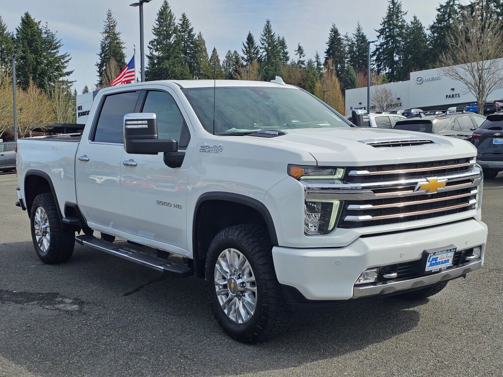 Used 2022 Chevrolet Silverado 3500 High Country w/ Safety Package II AWD/4WD image 3