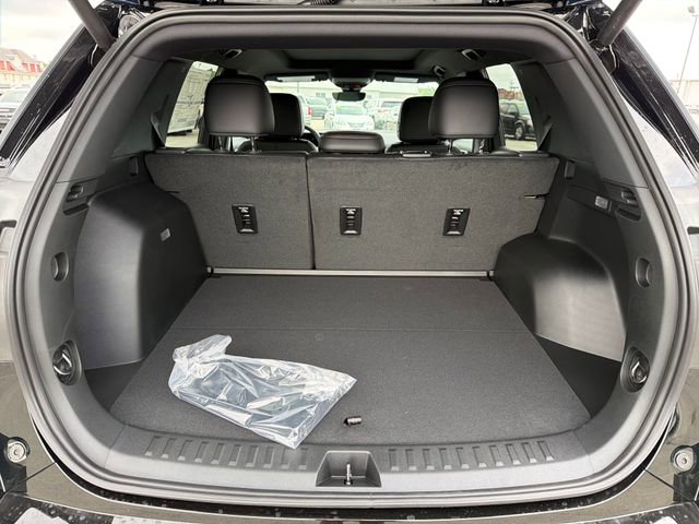 New 2026 GMC Terrain AT4 w/ Convenience Package III AWD/4WD image 24