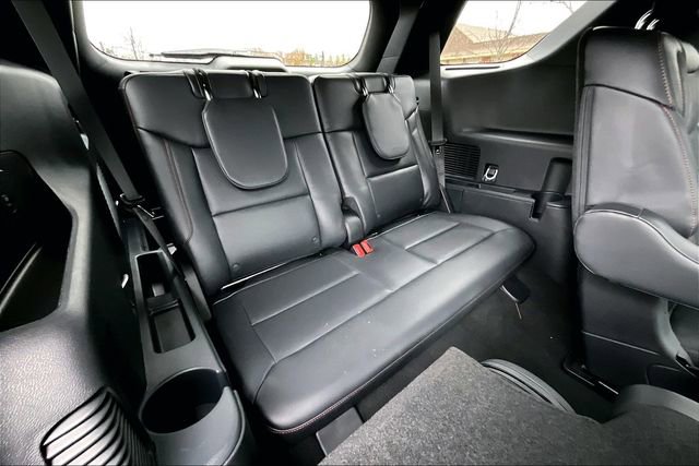 Used 2025 Ford Explorer ST w/ Sun And Sound Package image 28