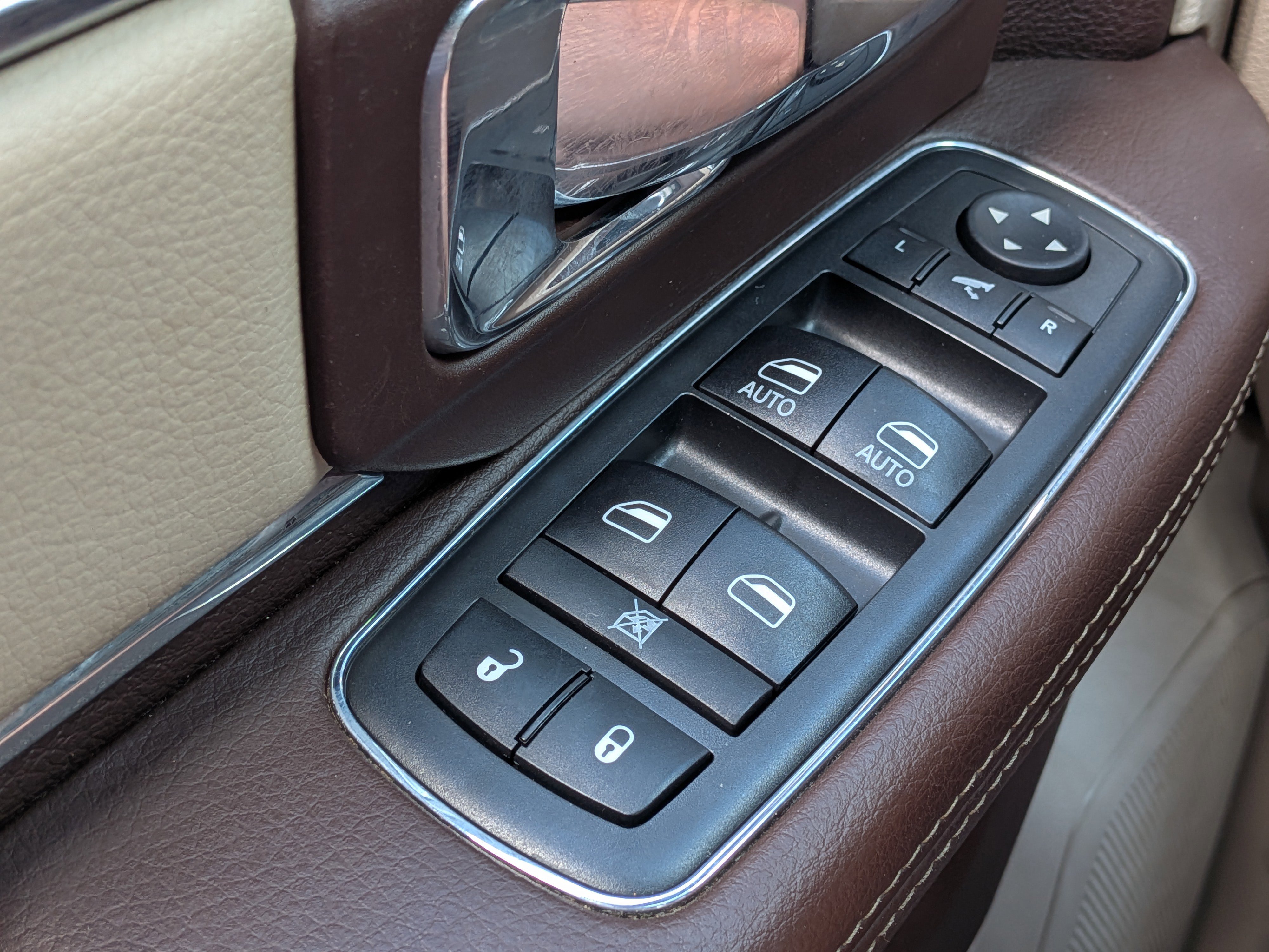 Used 2017 RAM 3500 Laramie image 22