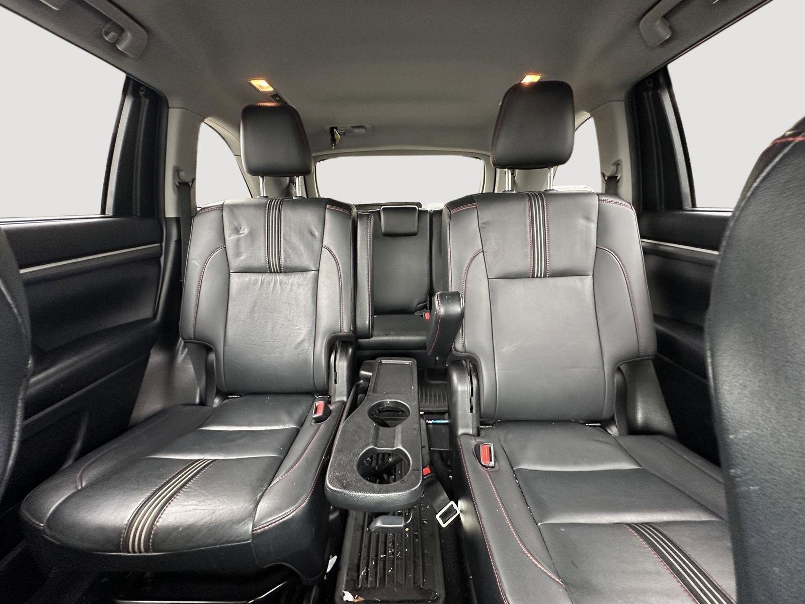 Used 2019 Toyota Highlander SE AWD/4WD image 59