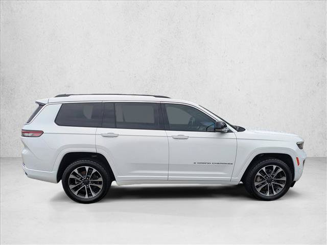 Used 2021 Jeep Grand Cherokee L Overland w/ Luxury Tech Group IV AWD/4WD image 4