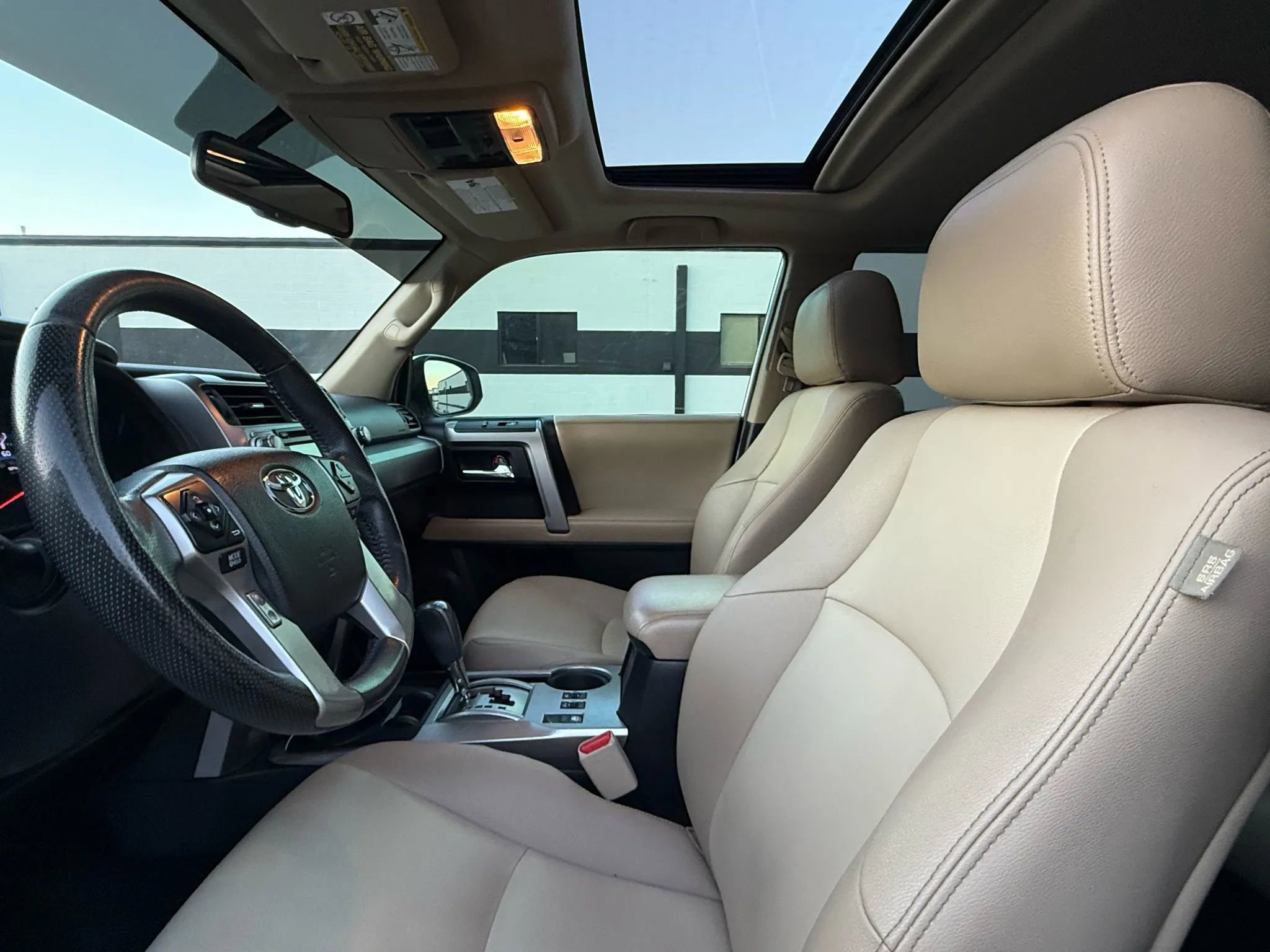 Used 2014 Toyota 4Runner SR5 Premium image 15