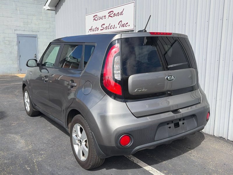 Used 2019 Kia Soul FWD image 11