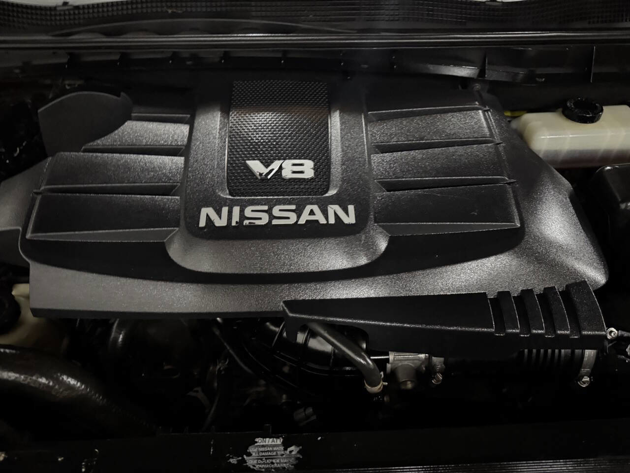 Used 2018 Nissan Titan SV AWD/4WD image 32