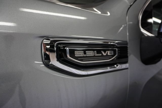 Used 2025 GMC Sierra 1500 SLT AWD/4WD image 3
