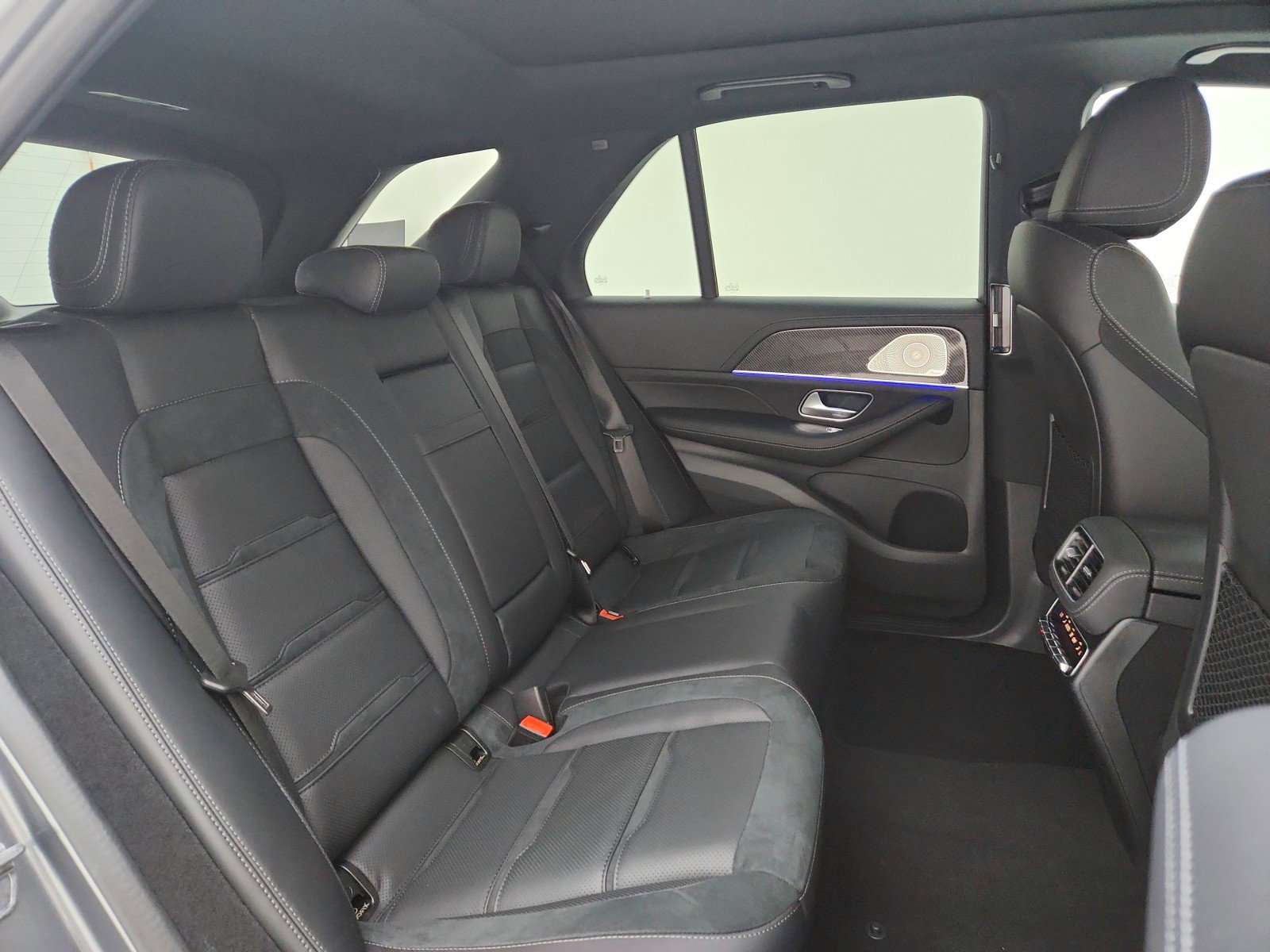 Certified 2025 Mercedes-Benz GLE 53 AMG 4MATIC image 21