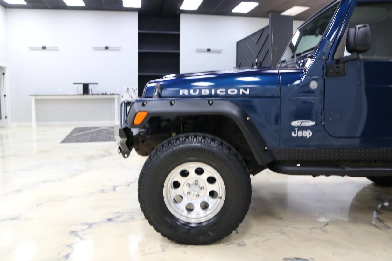 Used 2004 Jeep Wrangler Rubicon AWD/4WD image 38