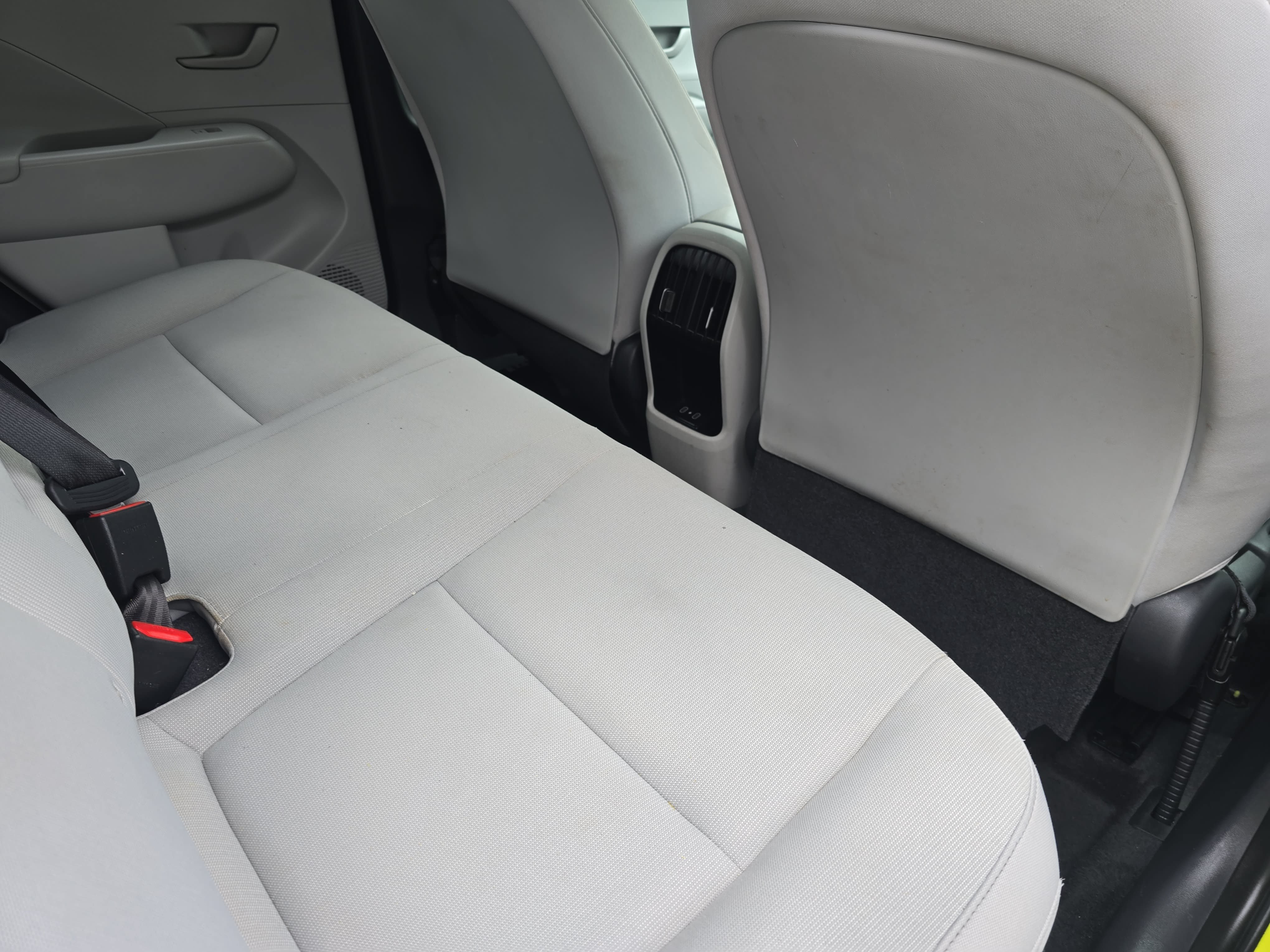 Used 2025 Hyundai Kona SEL FWD image 11