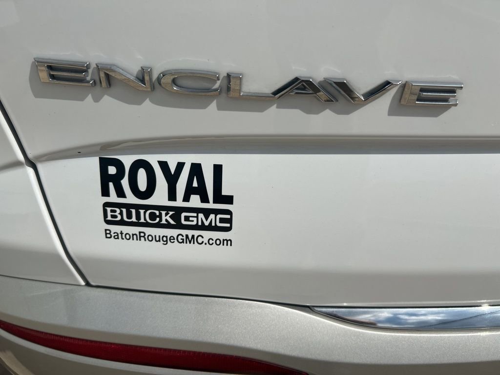 Certified 2023 Buick Enclave Essence FWD image 25