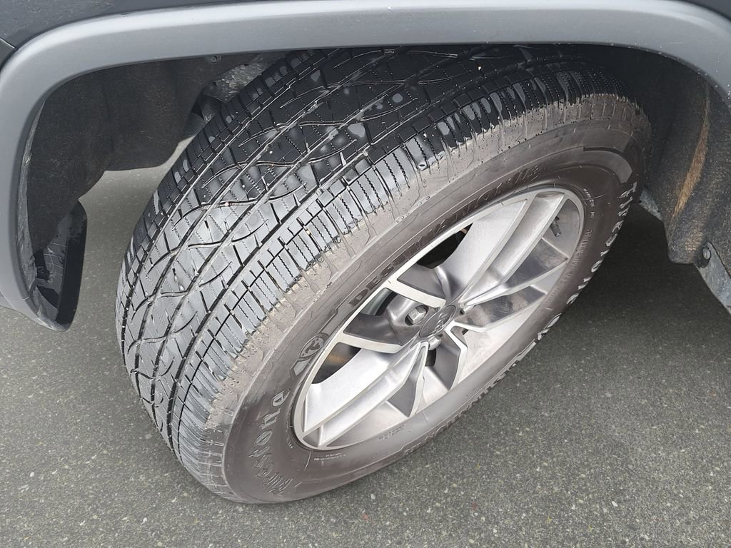 Used 2022 Jeep Grand Cherokee Limited AWD/4WD image 34