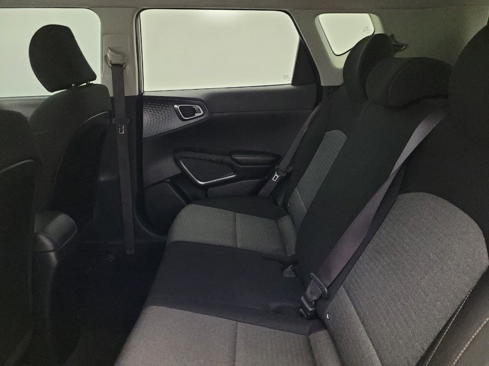 Used 2021 Kia Soul S FWD image 18