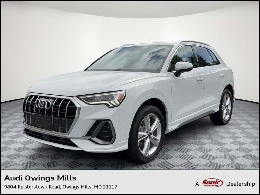 Used 2024 Audi Q3 2.0T Premium AWD/4WD image 1
