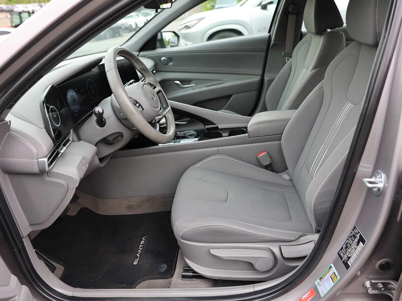 Certified 2023 Hyundai Elantra SEL w/ Convenience Package FWD image 14