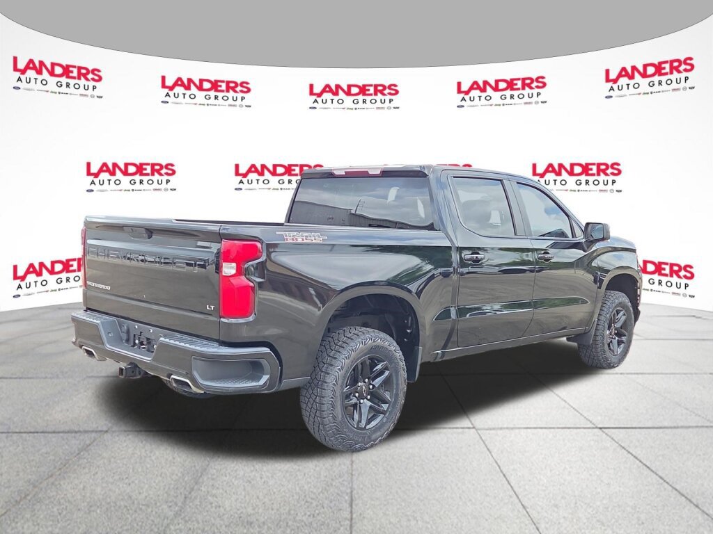 Used 2020 Chevrolet Silverado 1500 LT Trail Boss w/ Convenience Package AWD/4WD image 3