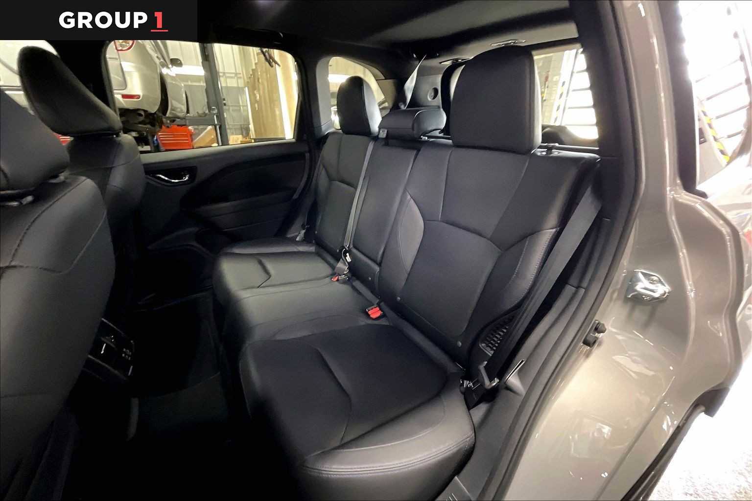 Used 2025 Subaru Forester Limited AWD/4WD image 21