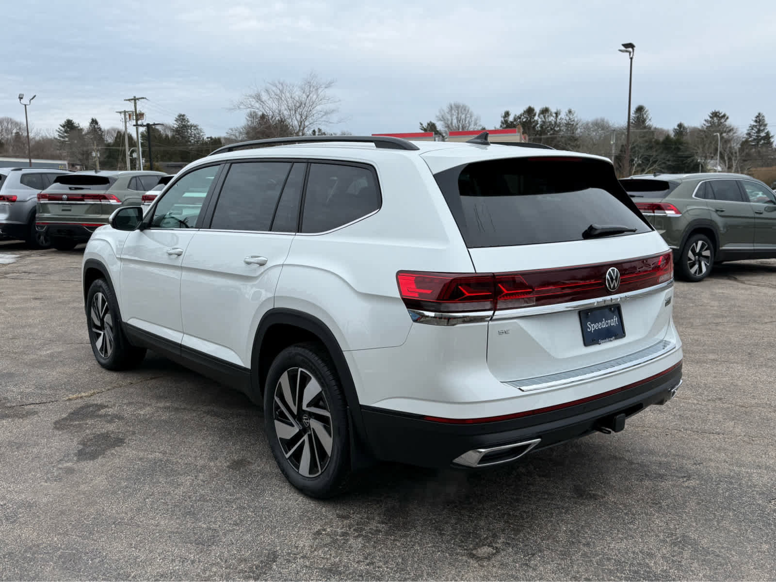 New 2026 Volkswagen Atlas SE image 5