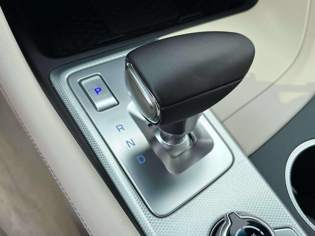 Certified 2026 Genesis G70 2.5T Prestige AWD/4WD image 32