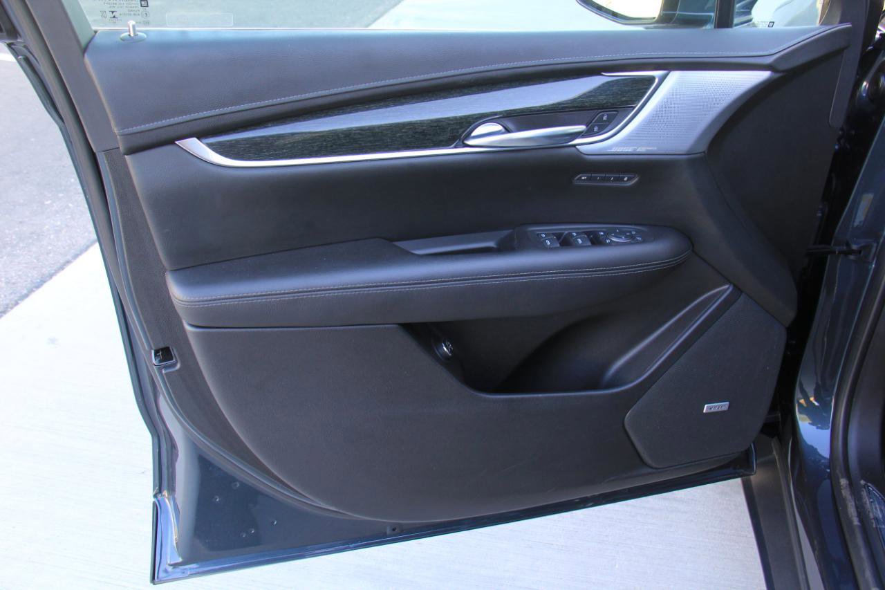 Used 2021 Cadillac XT5 Premium Luxury image 20