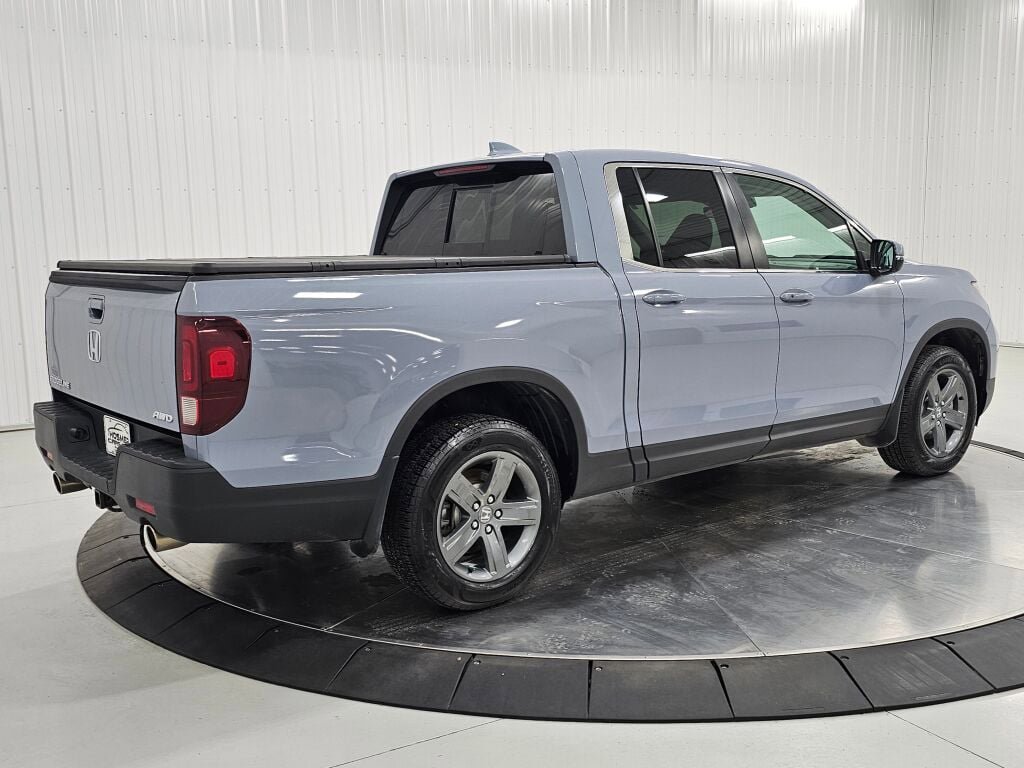 Certified 2023 Honda Ridgeline RTL image 5