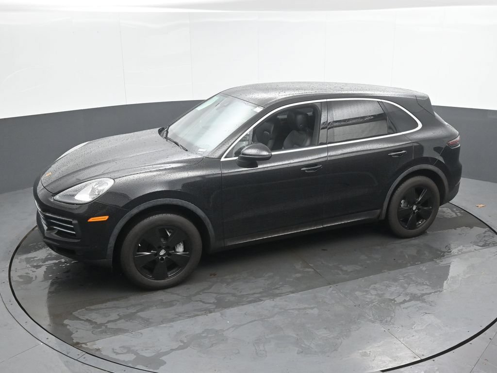 Used 2022 Porsche Cayenne Platinum Edition AWD/4WD image 38