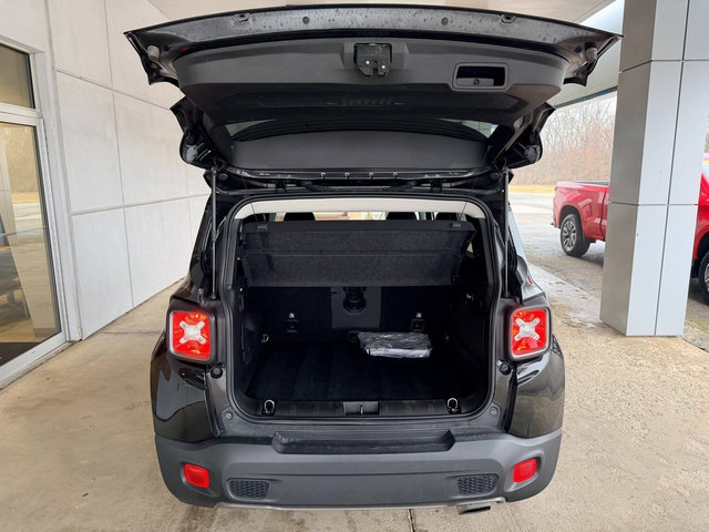Used 2021 Jeep Renegade Limited w/ Sun & Sound Group AWD/4WD image 9