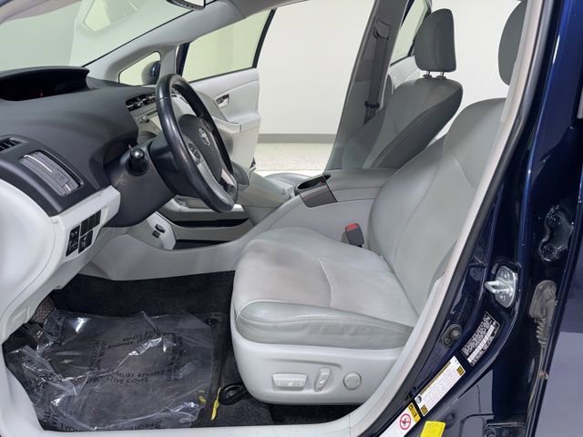 Used 2014 Toyota Prius Four FWD image 12