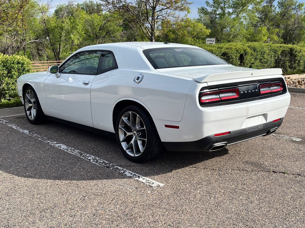 Used 2022 Dodge Challenger GT RWD image 8