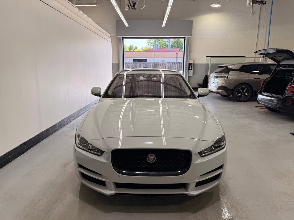 Used 2018 Jaguar XE Prestige AWD/4WD image 8