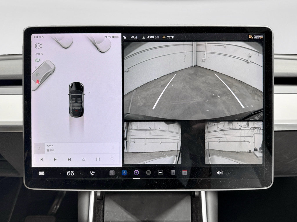 Used 2020 Tesla Model Y Long Range image 13