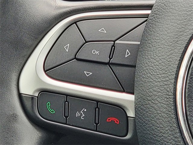 Certified 2018 Jeep Compass Latitude image 33