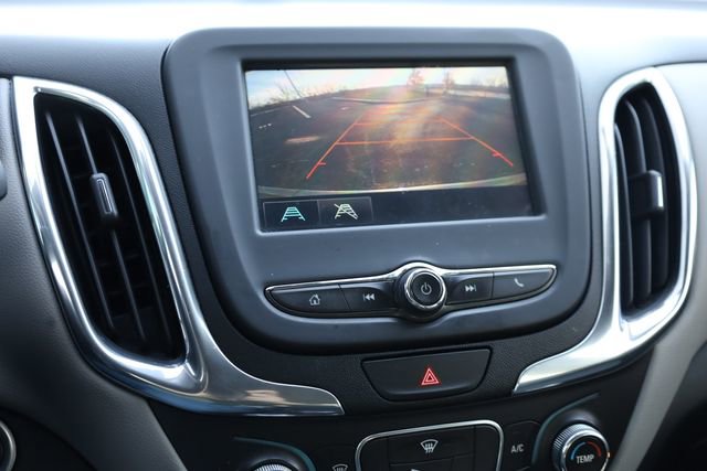 Used 2018 Chevrolet Equinox LS image 17