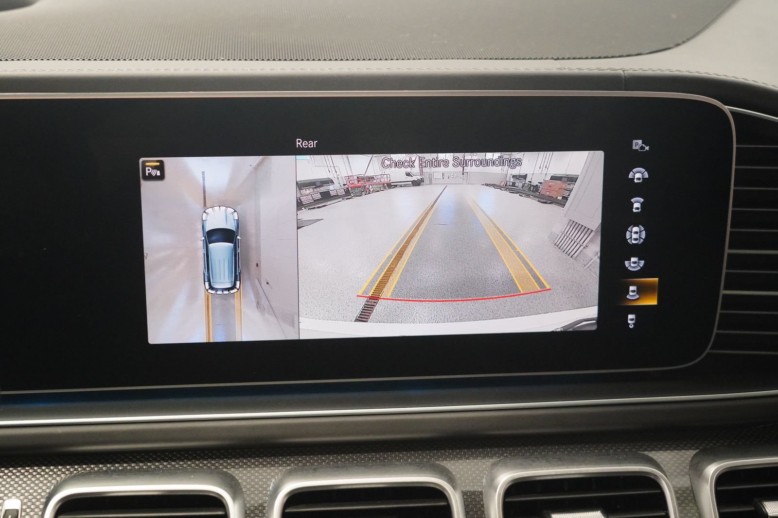 Certified 2022 Mercedes-Benz GLE 53 AMG 4MATIC image 26
