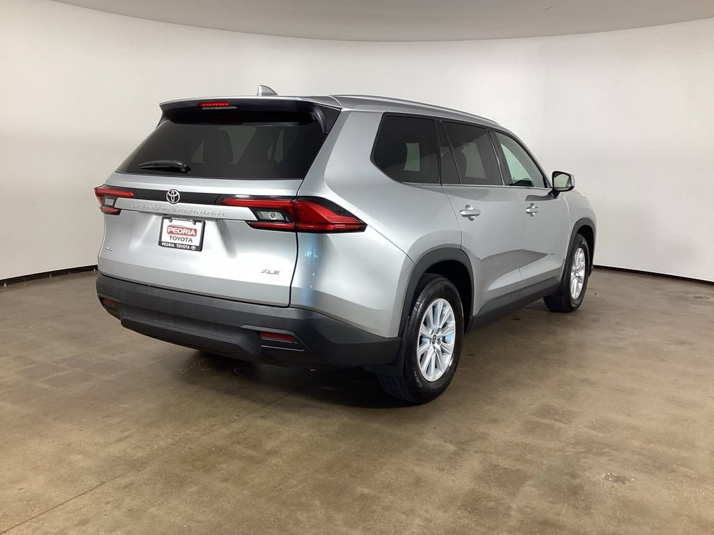 Used 2024 Toyota Grand Highlander AWD image 5