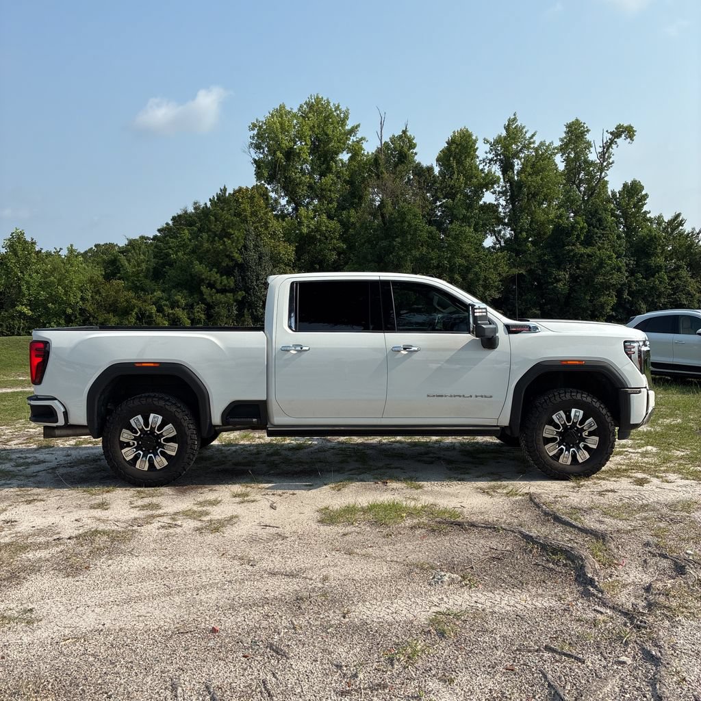 Used 2024 GMC Sierra 2500 Denali w/ Denali Reserve Package AWD/4WD image 6