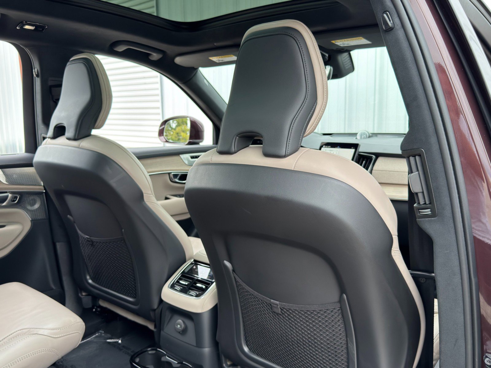 Used 2025 Volvo XC90 T8 Ultra image 40