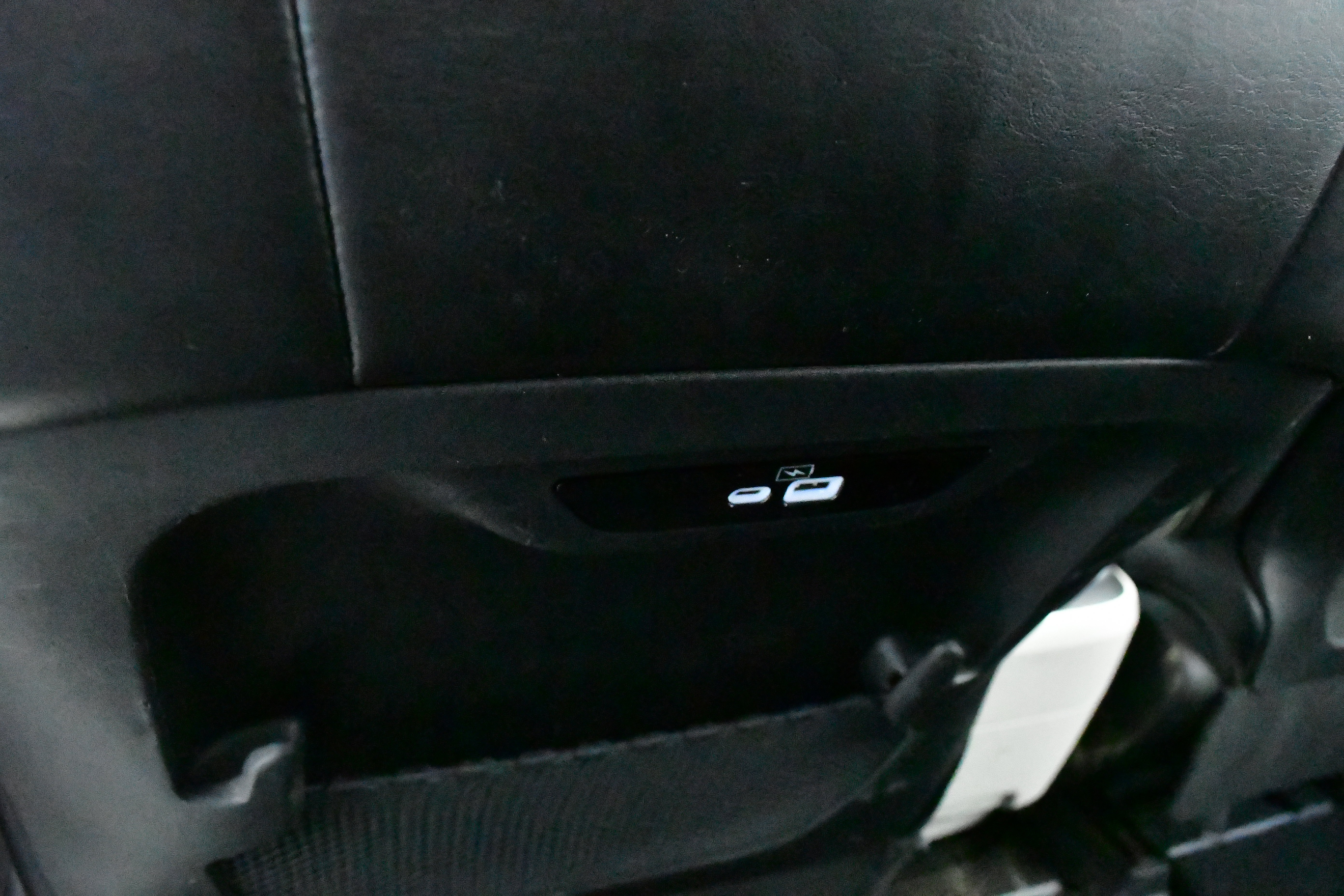 Used 2023 Chrysler Pacifica Touring-L image 29