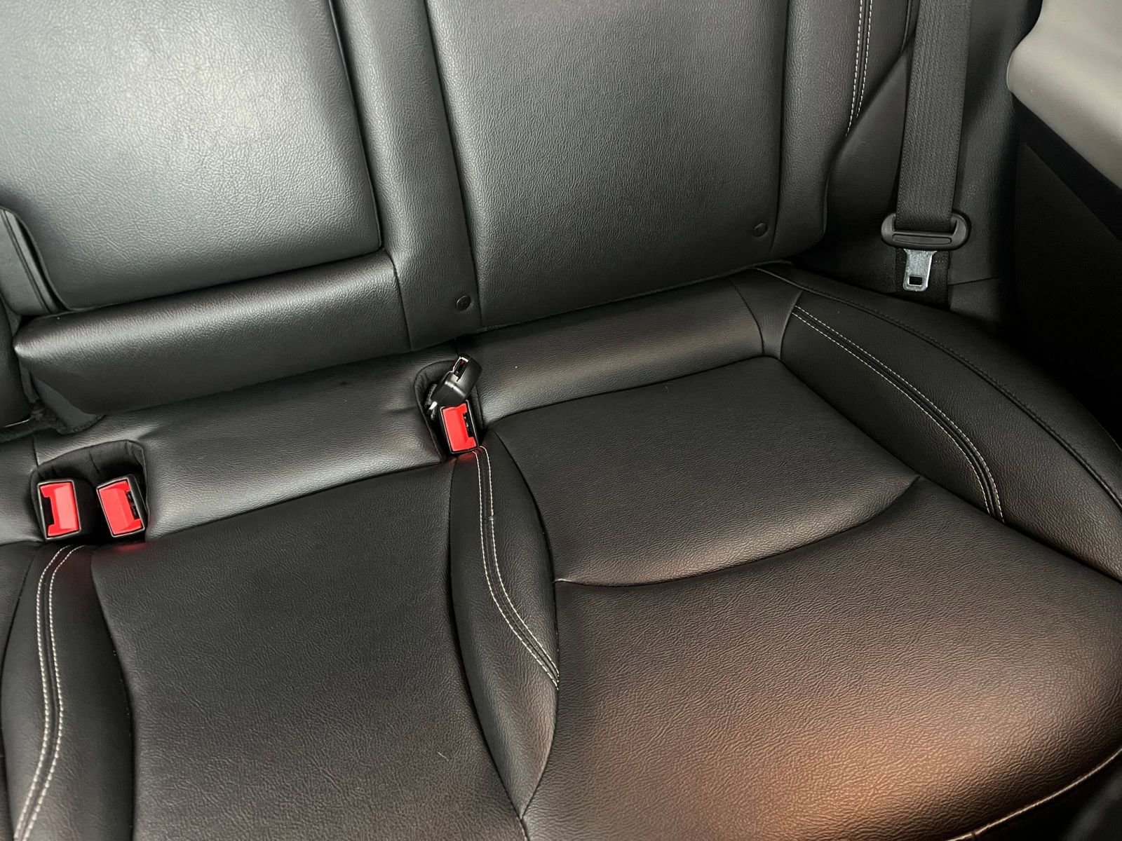 Used 2025 Jeep Compass Limited image 38