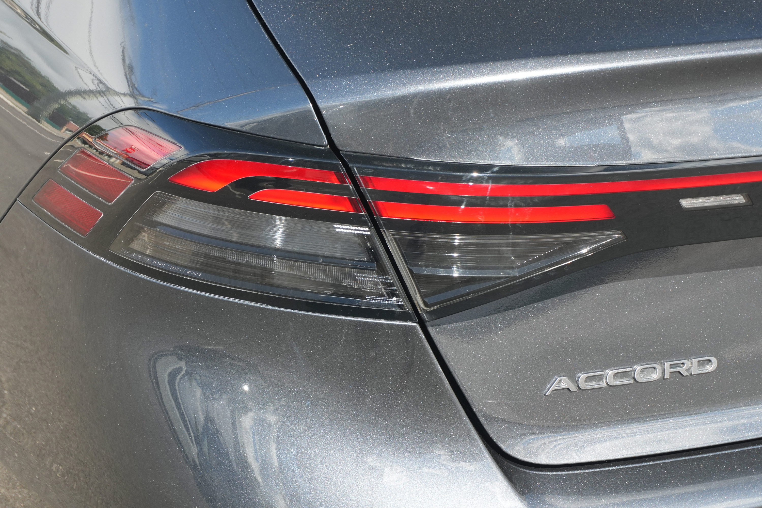 Used 2025 Honda Accord SE image 43