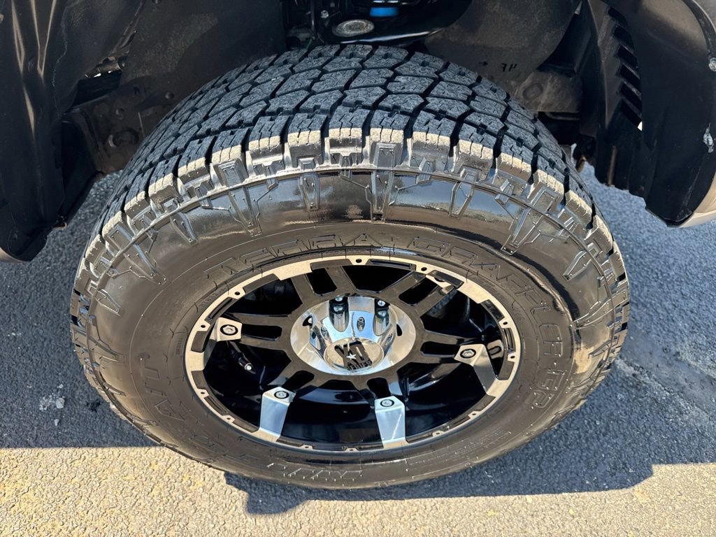 Used 2020 Toyota Tacoma TRD Off-Road AWD/4WD image 41