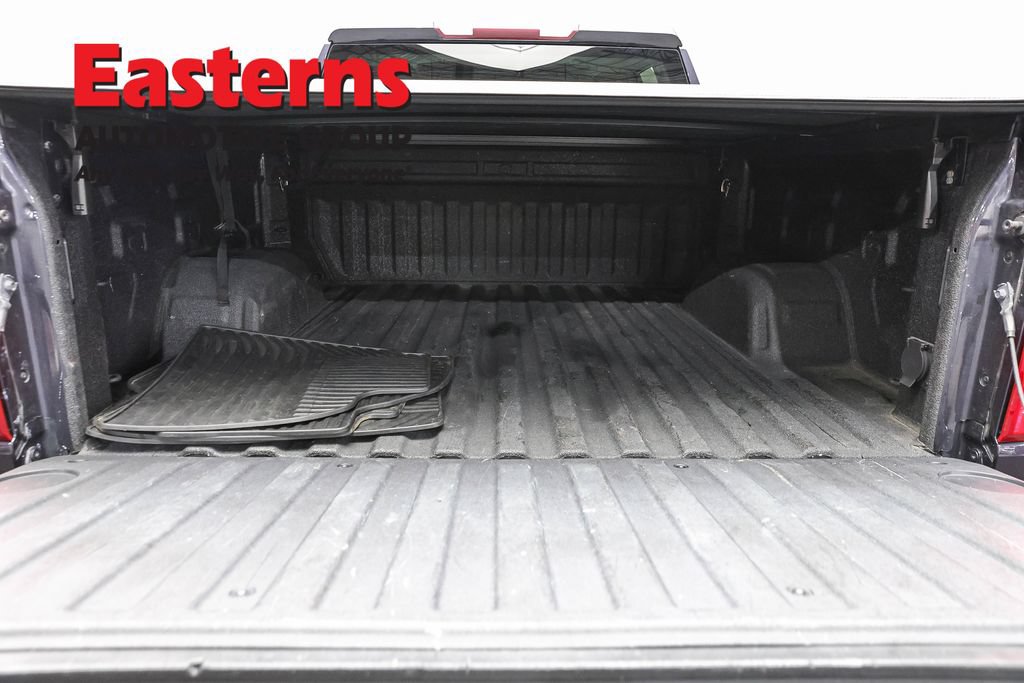 Used 2023 Chevrolet Silverado 1500 LT AWD/4WD image 9