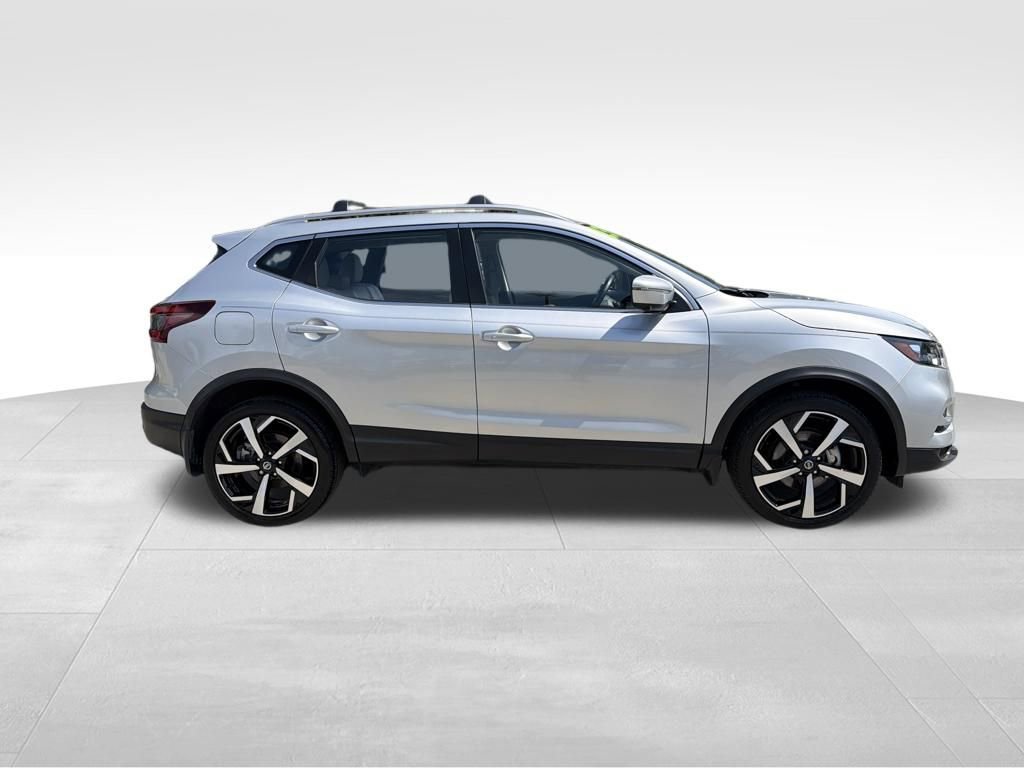Certified 2022 Nissan Rogue Sport SL image 9
