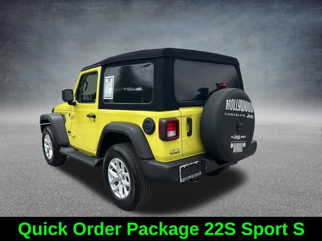 Used 2023 Jeep Wrangler Sport AWD/4WD image 7