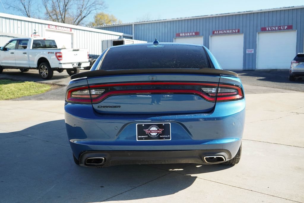 Used 2023 Dodge Charger SXT w/ Blacktop Package RWD image 13