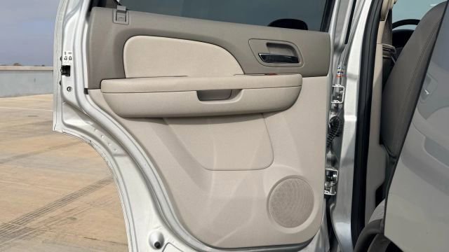 Used 2013 Chevrolet Tahoe LTZ image 15