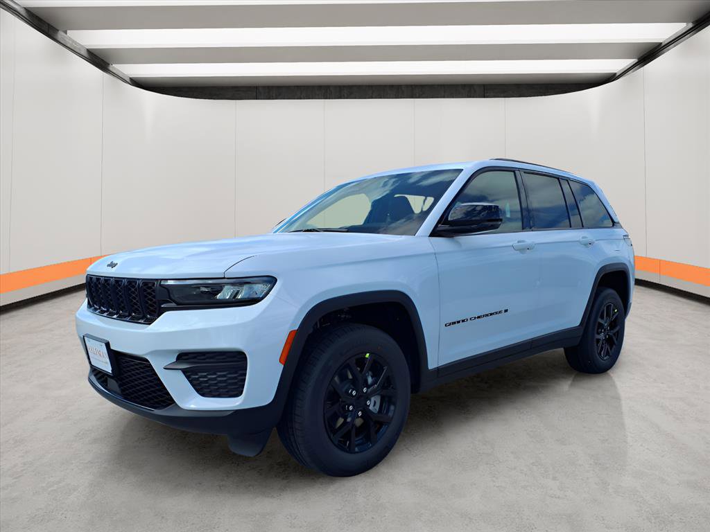 New 2025 Jeep Grand Cherokee Laredo image 3